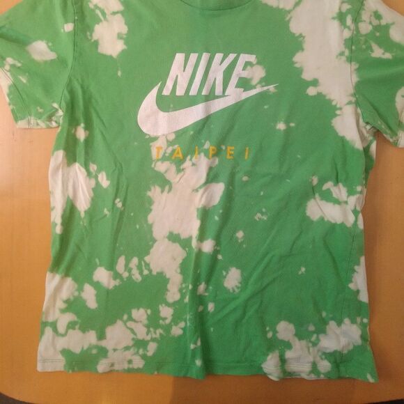 Vintage Nike Taipei Reverse Dye T-Shirt - Picture 3 of 8